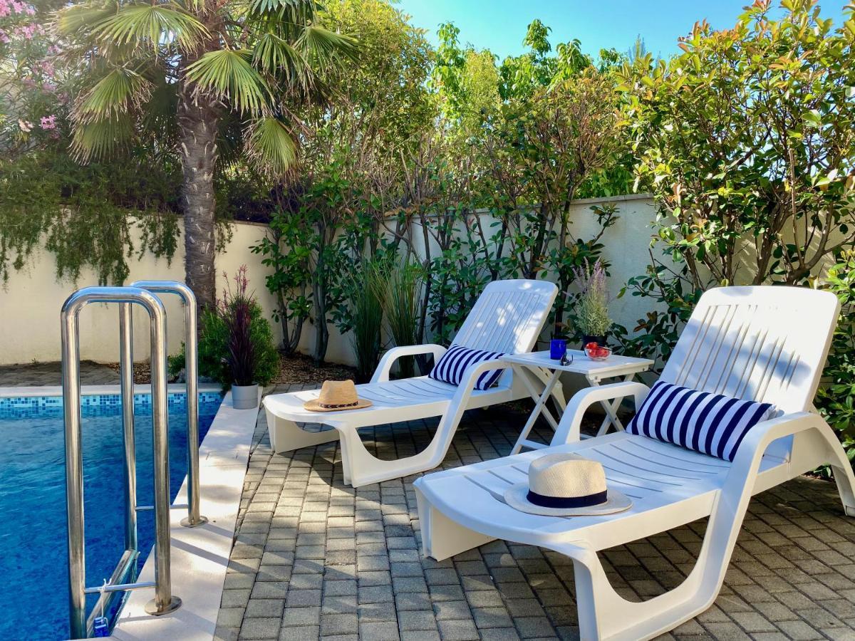 Private Pool And Mediterranean Garden Apt Mia Šilo Eksteriør bilde