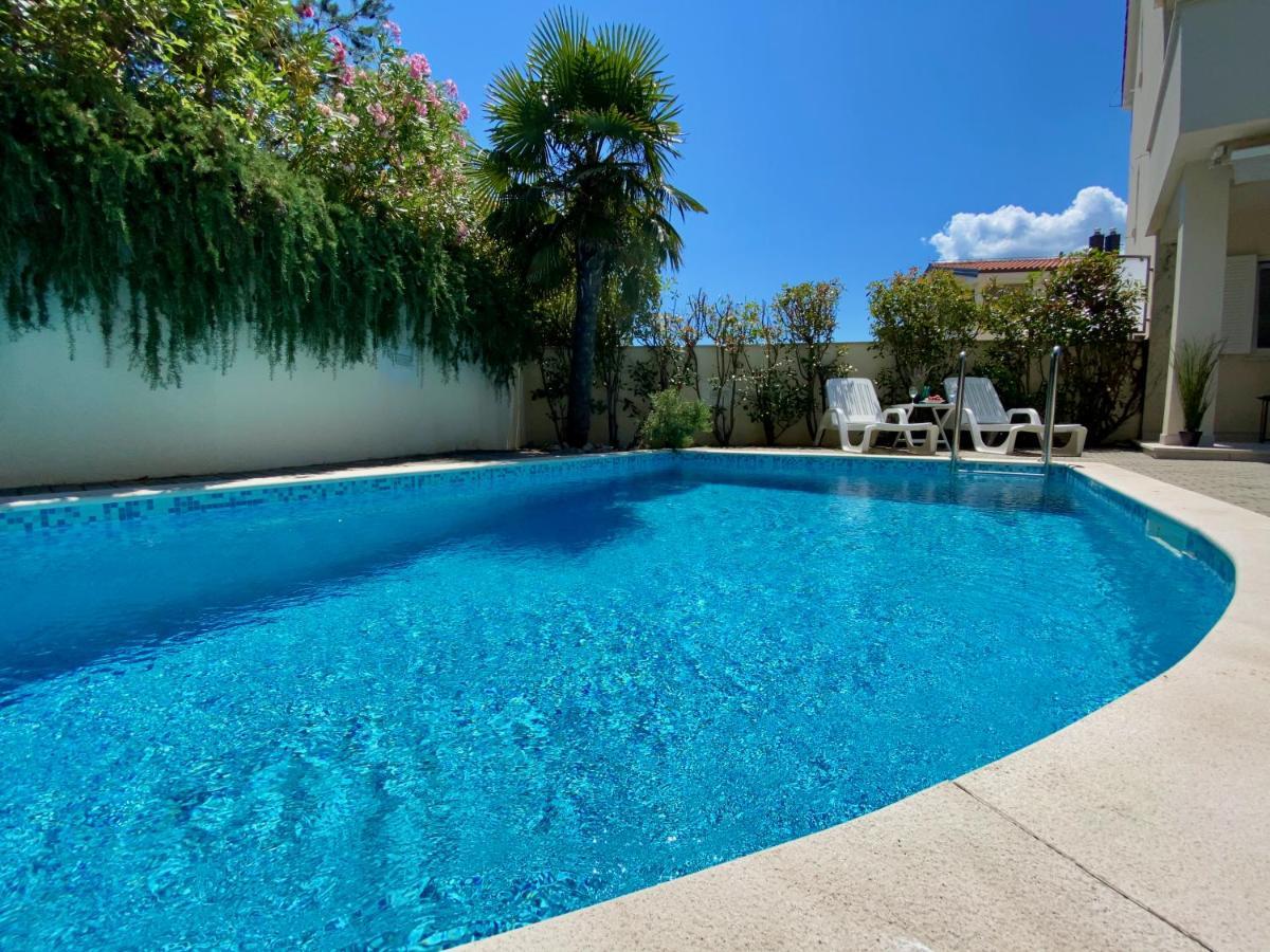 Private Pool And Mediterranean Garden Apt Mia Šilo Eksteriør bilde